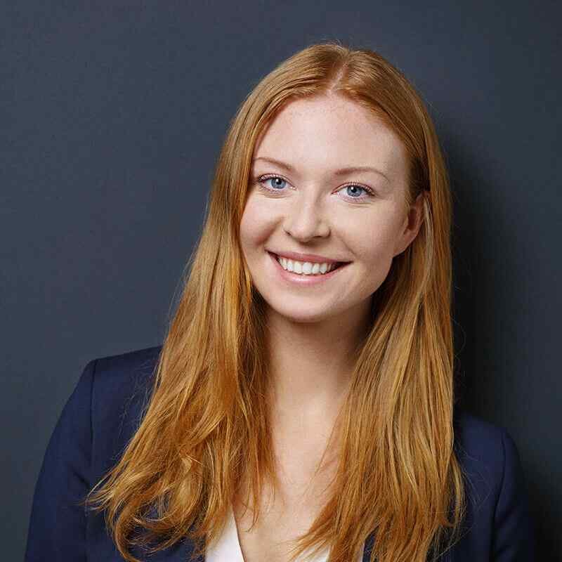 https://vextrad.com/wp-content/uploads/2019/10/image_team_03.jpg
